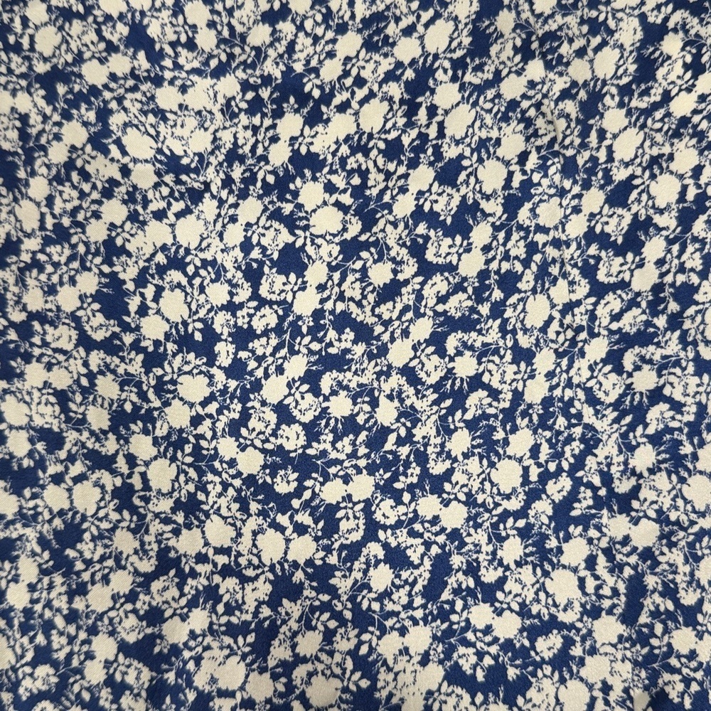 NWT Zara Blue and White Floral Satin Mini Skirt - Picture 2 of 8